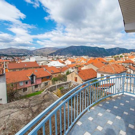 Apartment Ado Mostar Exterior foto